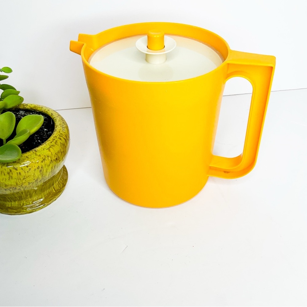 VINTAGE TUPPERWARE Yellow Pitcher with Lid
